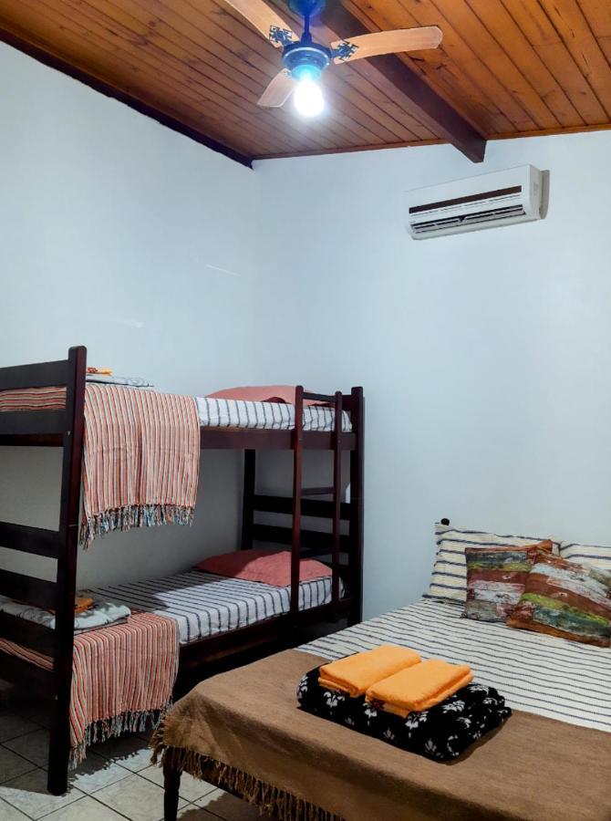Quarto aconchegante em Ilhabela Praia Curral Pé na areia Até 4 pessoas AvJosé Pacheco do Nascimento nº 7682 Extérieur photo