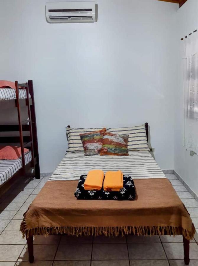 Quarto aconchegante em Ilhabela Praia Curral Pé na areia Até 4 pessoas AvJosé Pacheco do Nascimento nº 7682 Extérieur photo