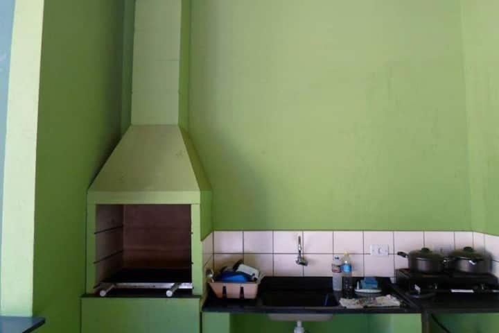 Quarto aconchegante em Ilhabela Praia Curral Pé na areia Até 4 pessoas AvJosé Pacheco do Nascimento nº 7682 Extérieur photo