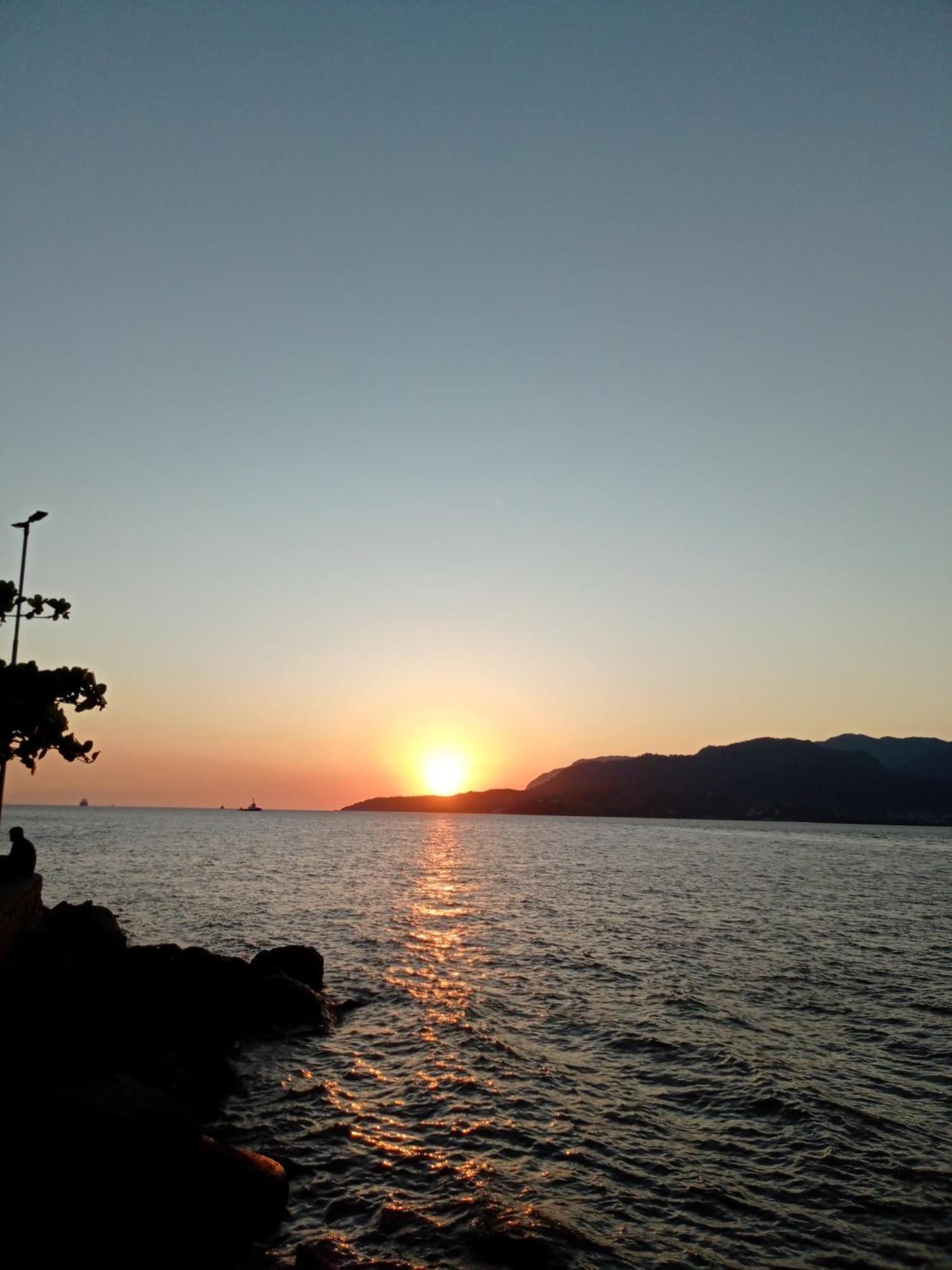 Quarto aconchegante em Ilhabela Praia Curral Pé na areia Até 4 pessoas AvJosé Pacheco do Nascimento nº 7682 Extérieur photo